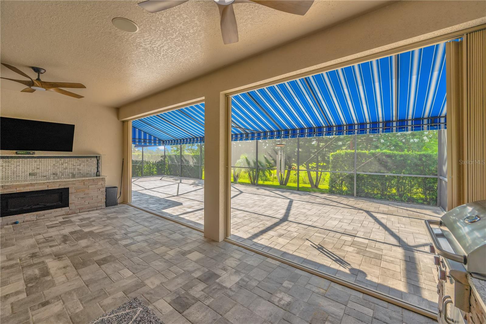 Covered Patio 04