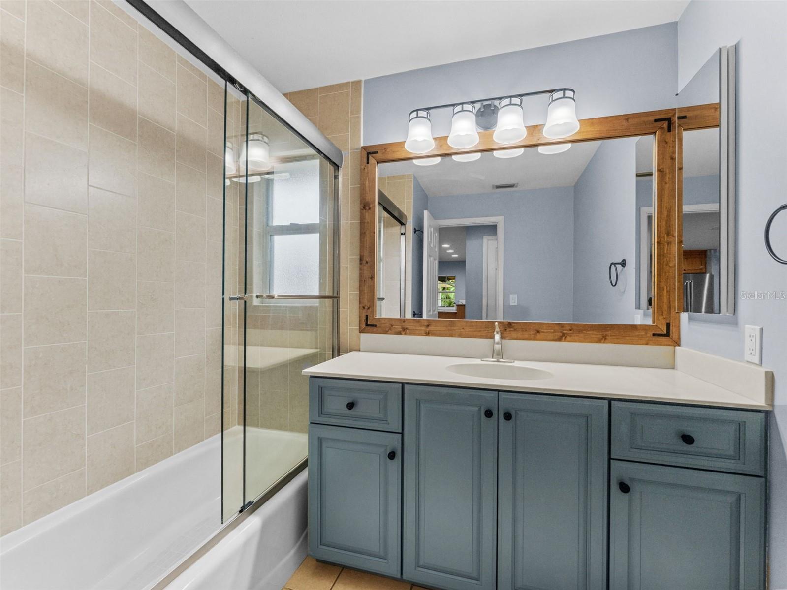Convenient hall bathroom located between Bedrooms 3 and 4