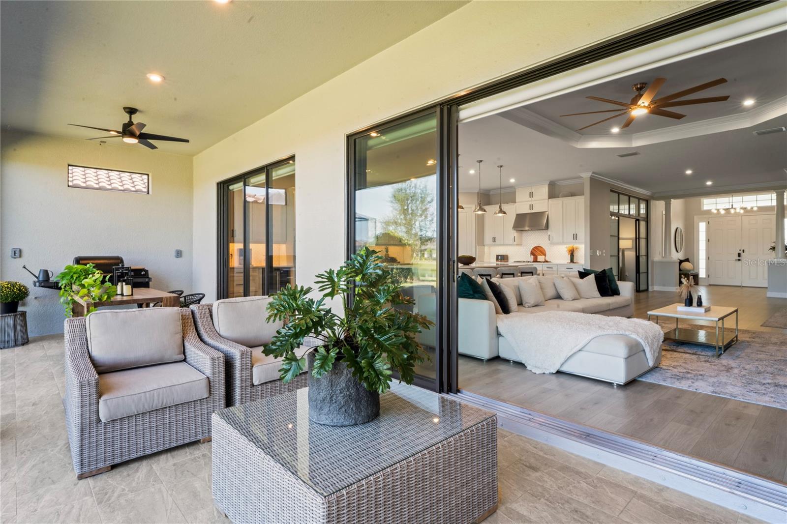 Inside view of lanai