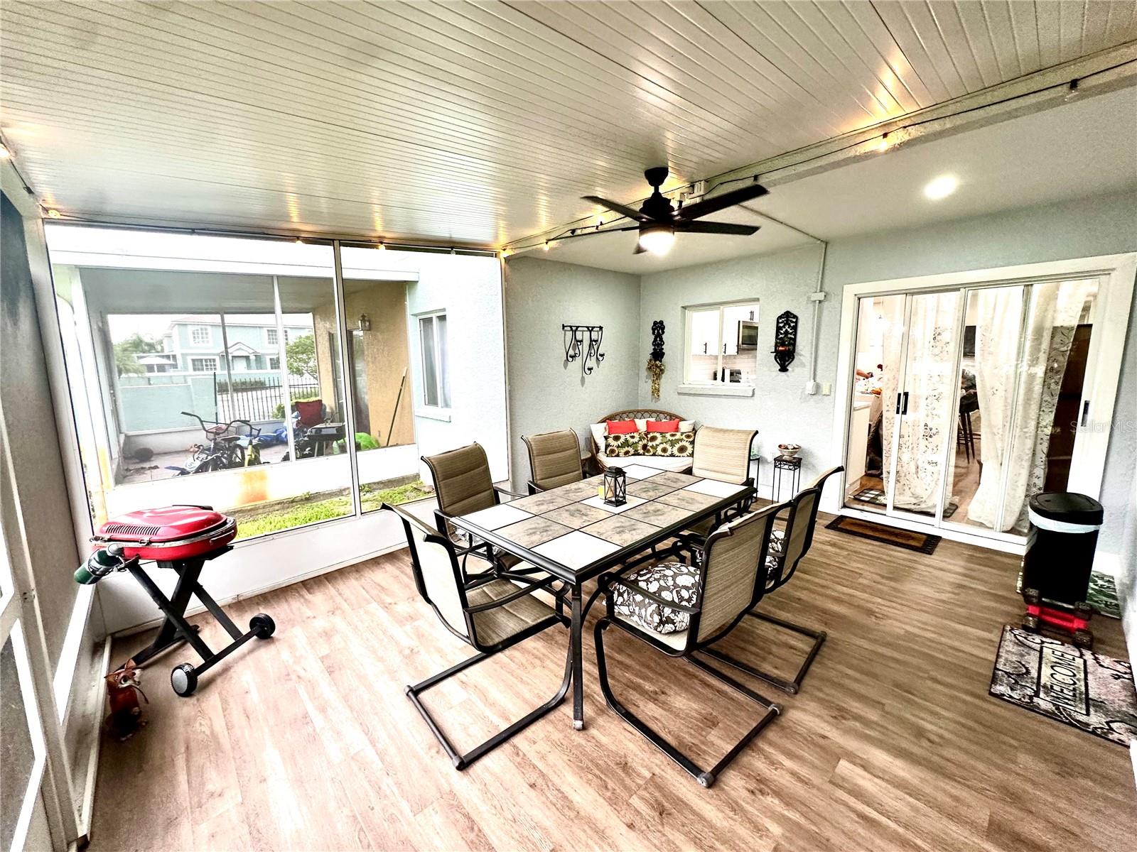 Screened Patio