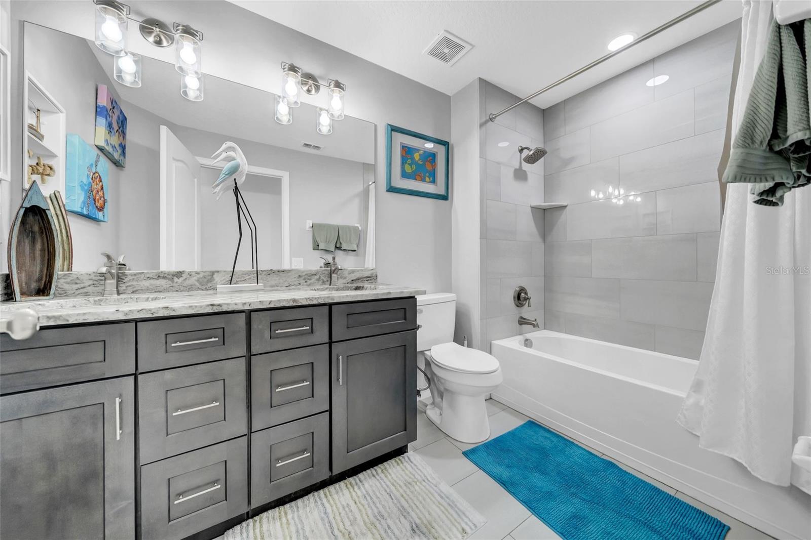 2nd Bathroom