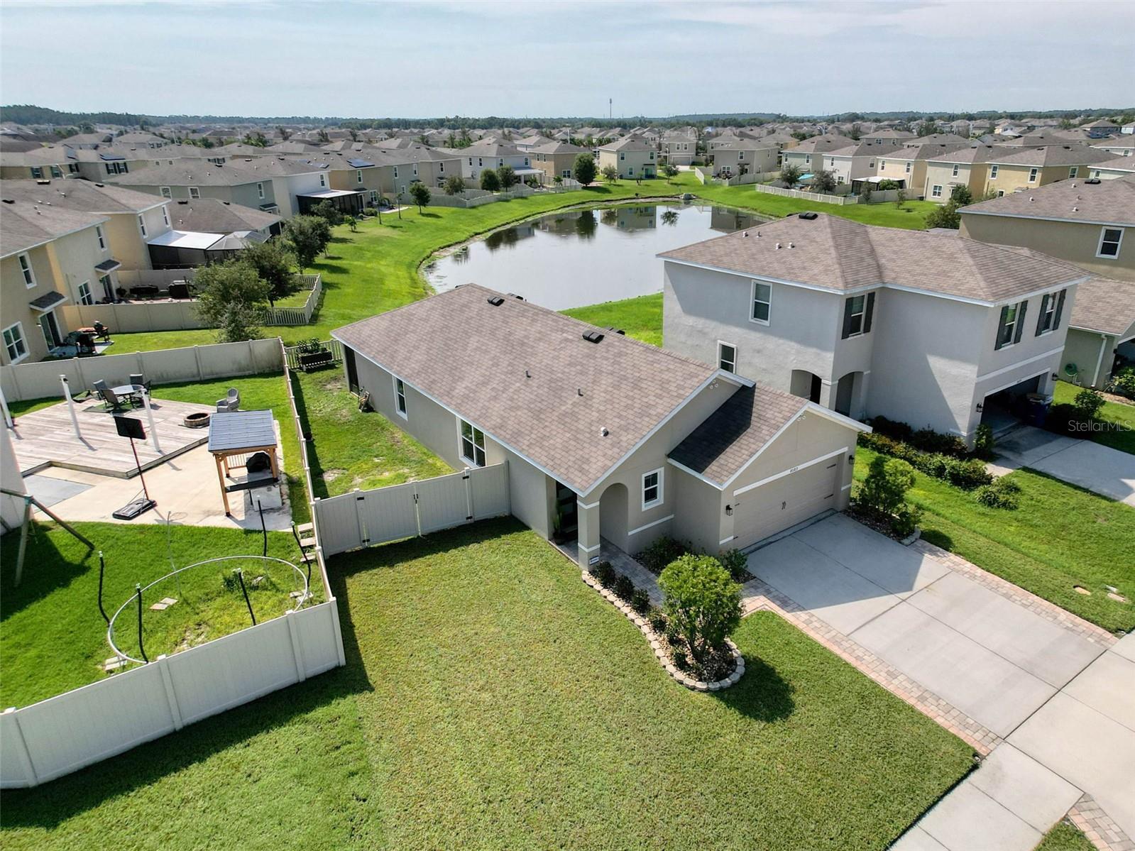 AWESOME LOT SPACE