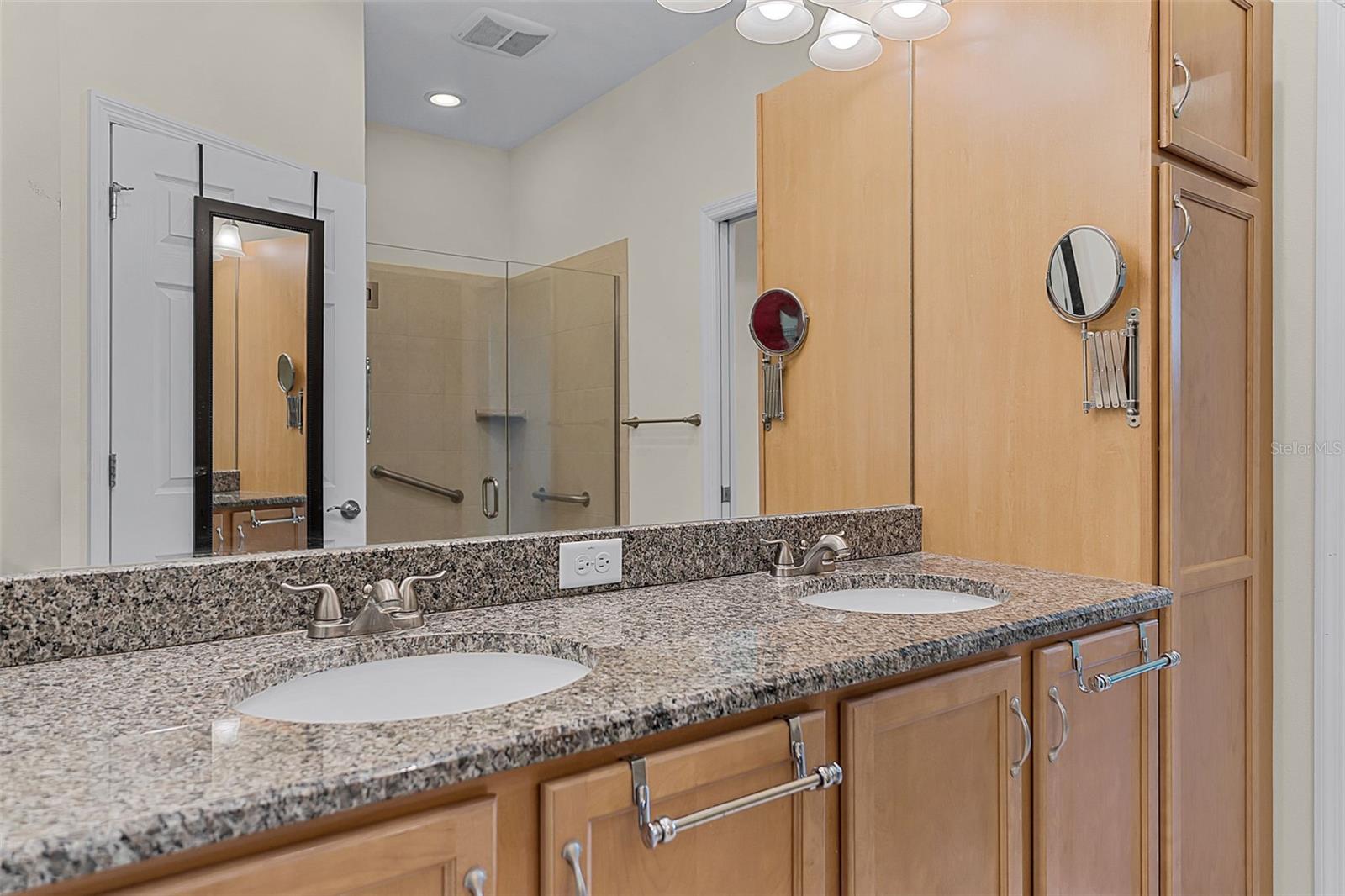 Primary Bathroom/Dual Sinks
