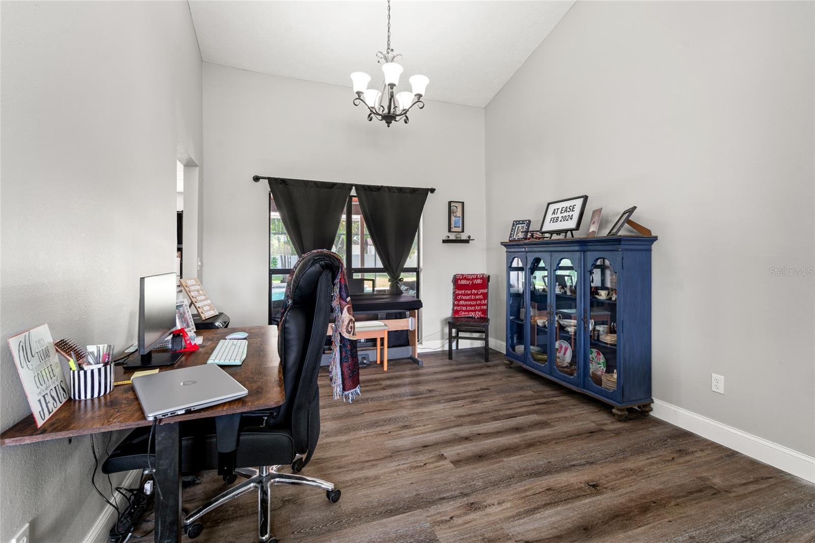 Possible Dining Area or sitting area