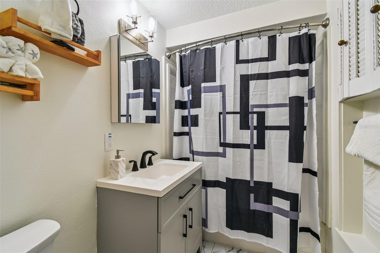 Guest Bathroom