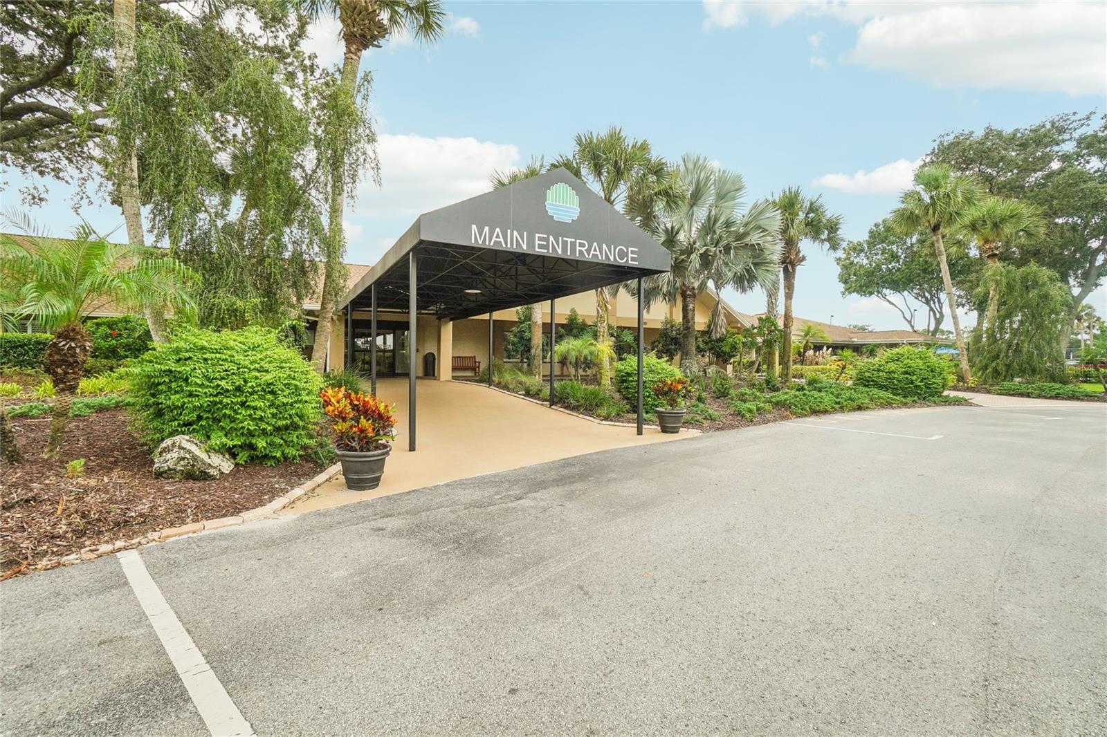 Highland Lakes main entrance