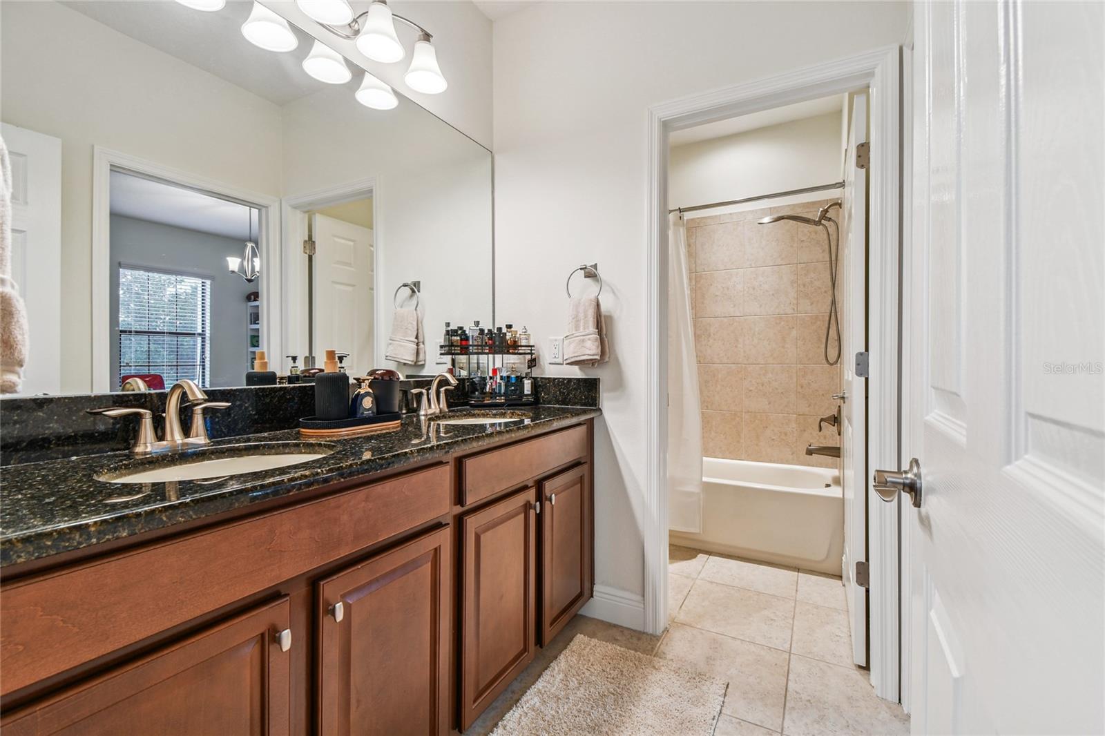 Jack n Jill bathroom (4th bath)