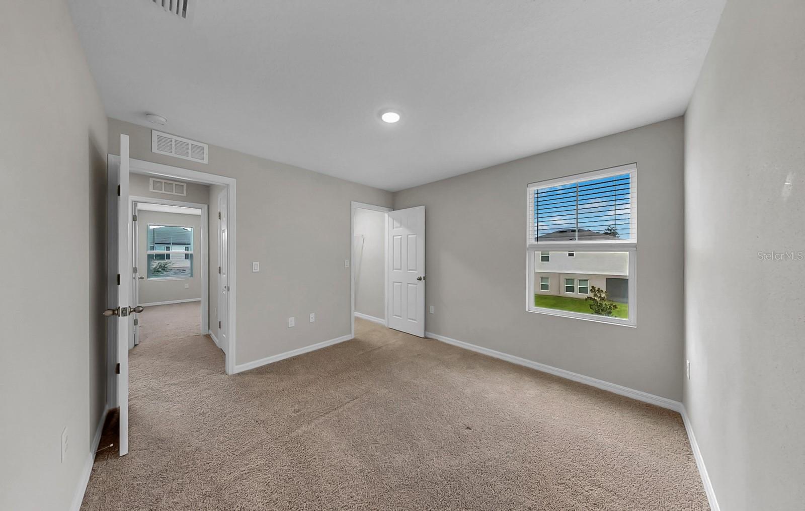 Upstairs Bedroom 5