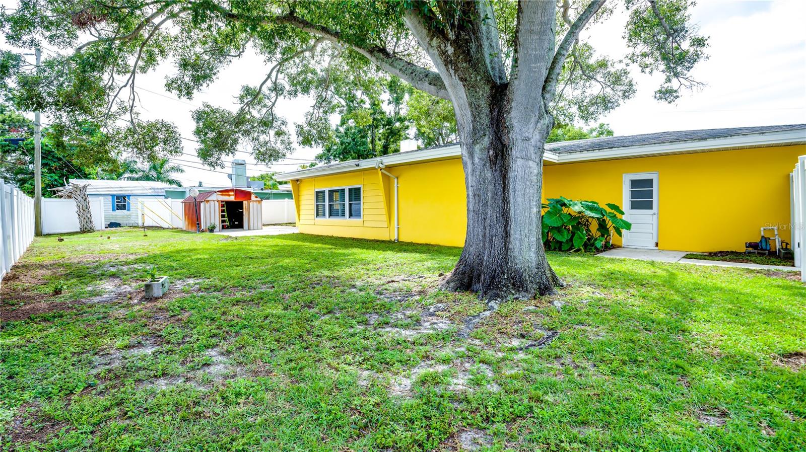 Exterior Side Backyard