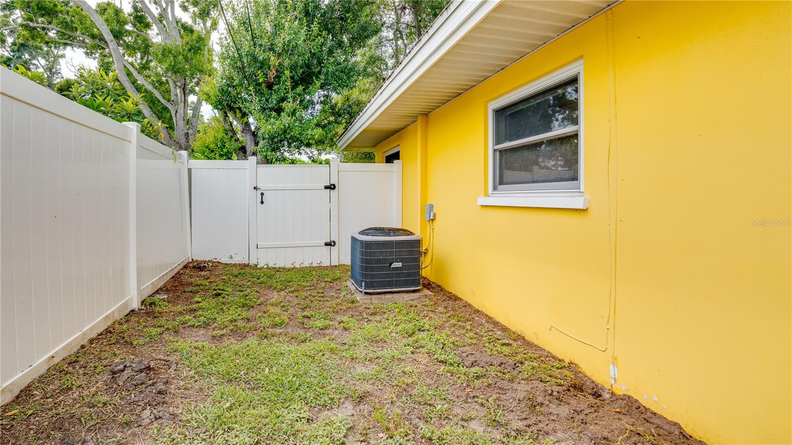 Exterior Side Backyard
