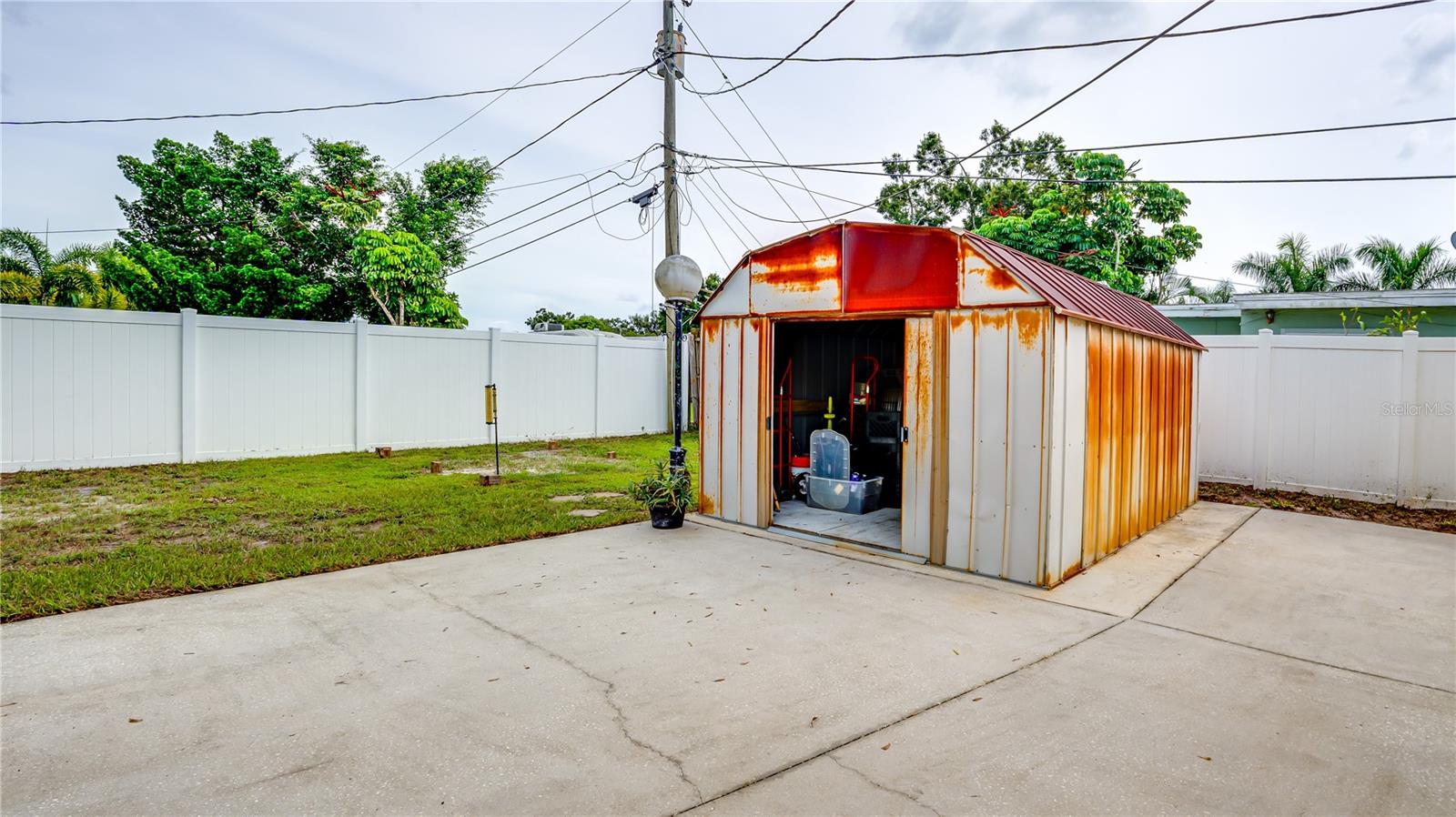 Backyard w/ Shed