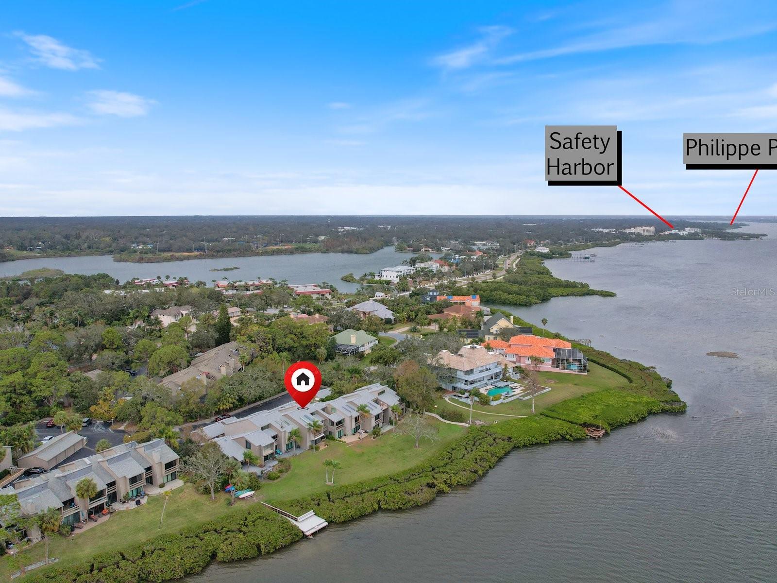So close to downtown Safety Harbor!