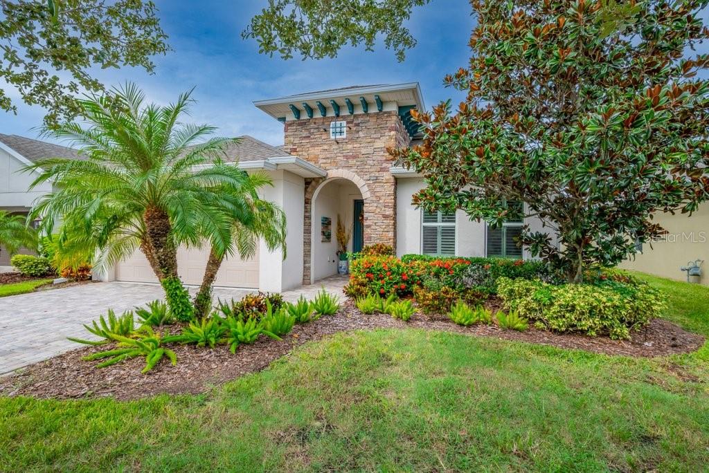2 BEDS/2.5 BATH/PLUS A DEN
