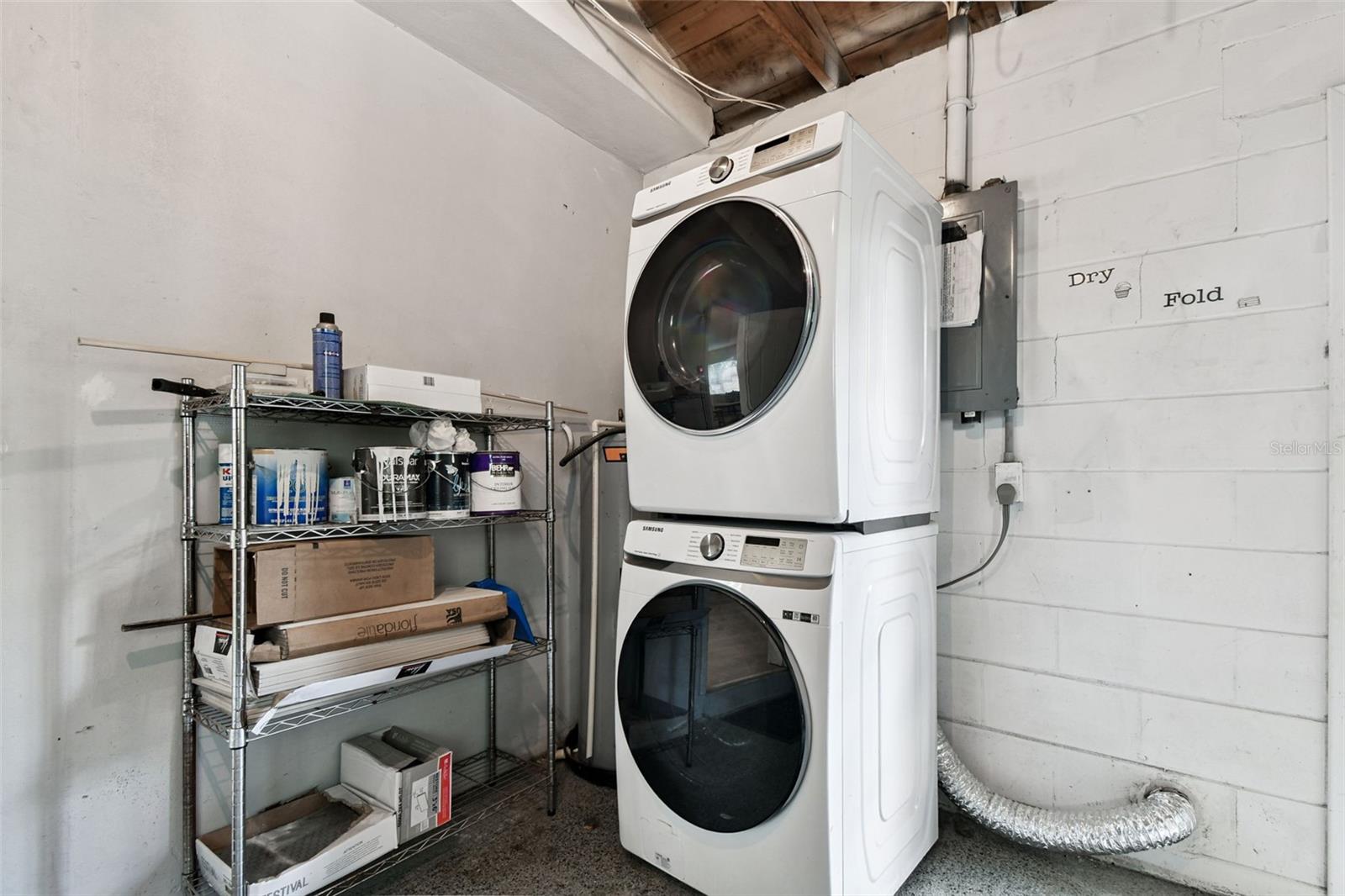 One-car garage w/epoxy flooring