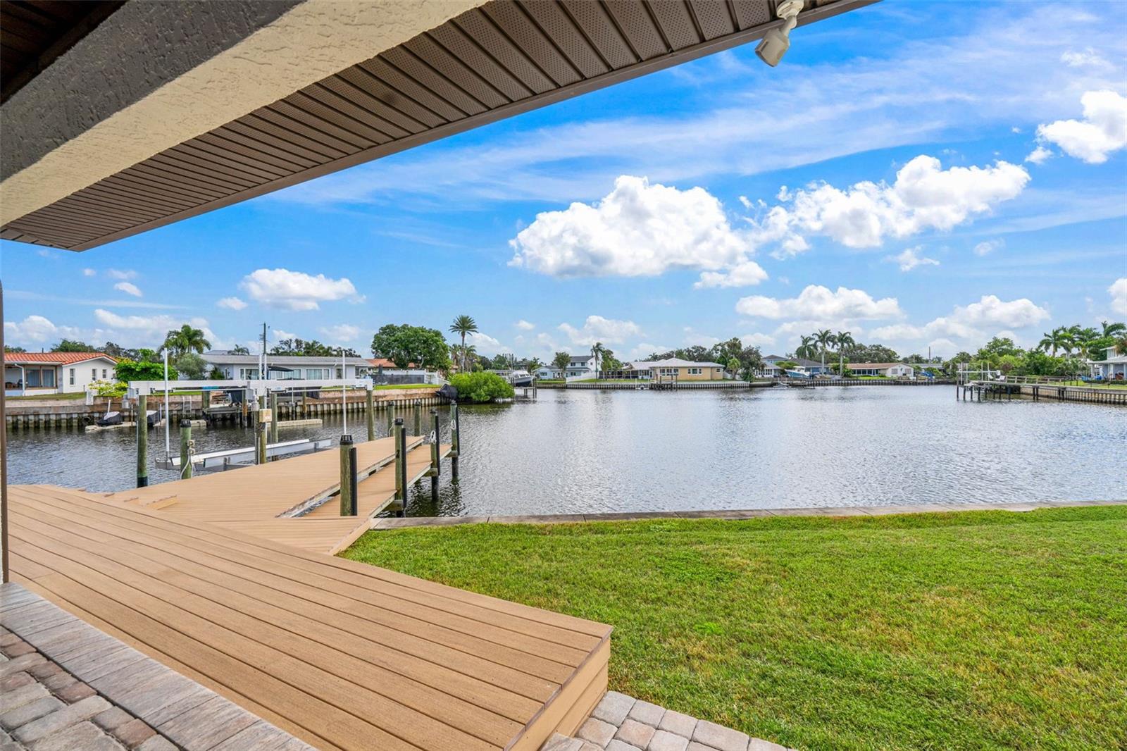 Expansive Deck