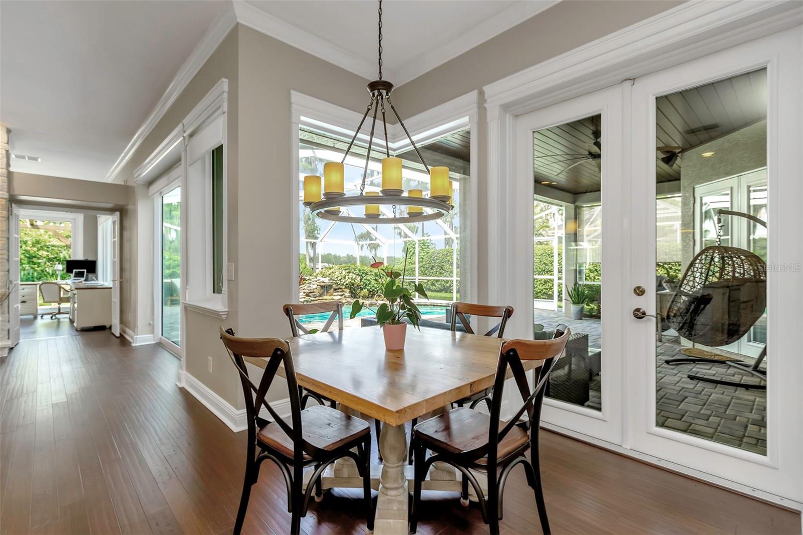 Breakfast Room
