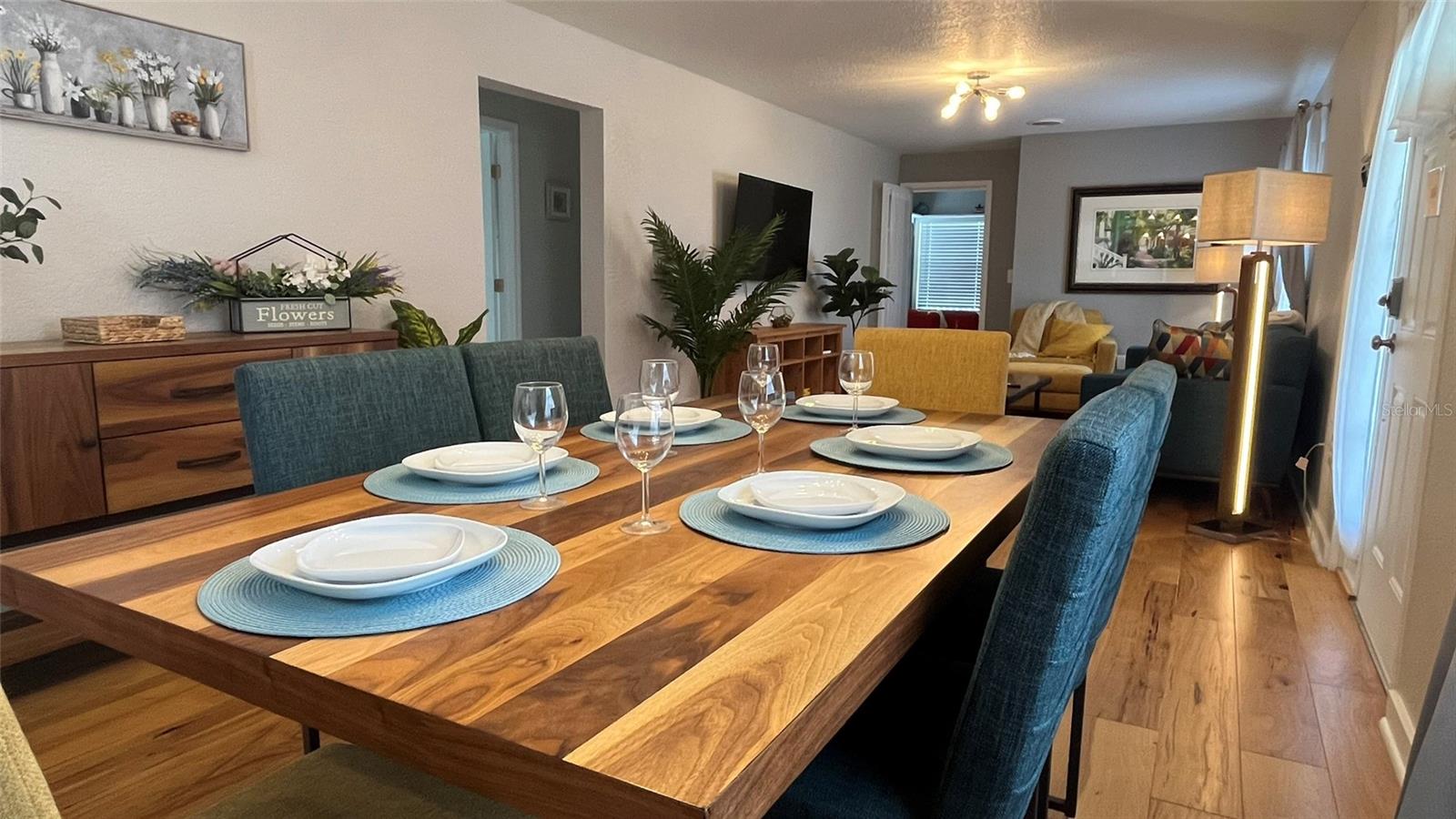 Great Room - Dining