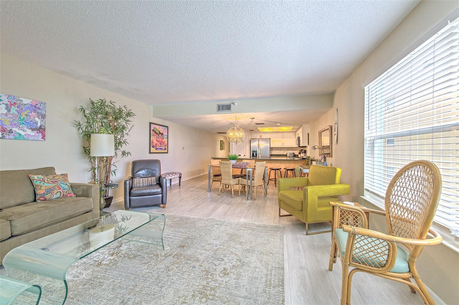 Living Dining combo