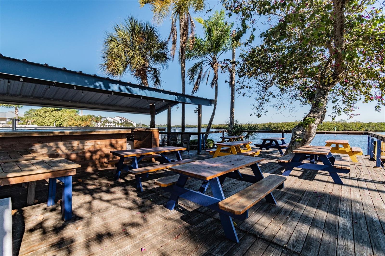 Restaurant with outdoor Seating
