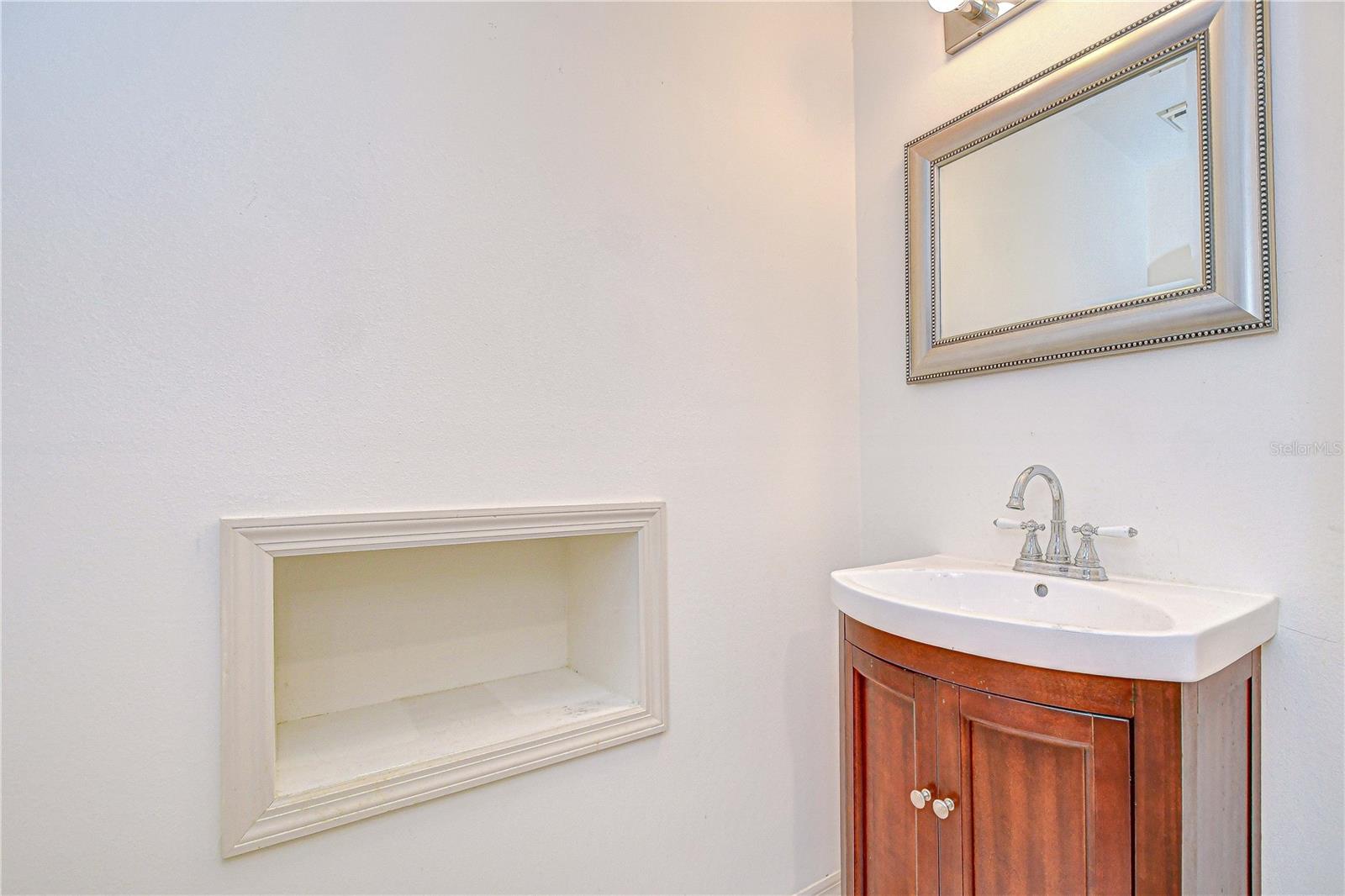 Powder room