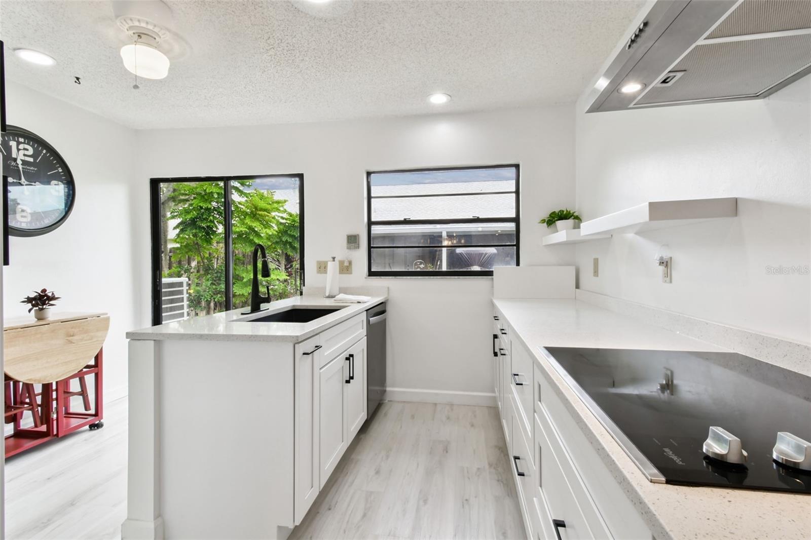 brand new kitchen!!