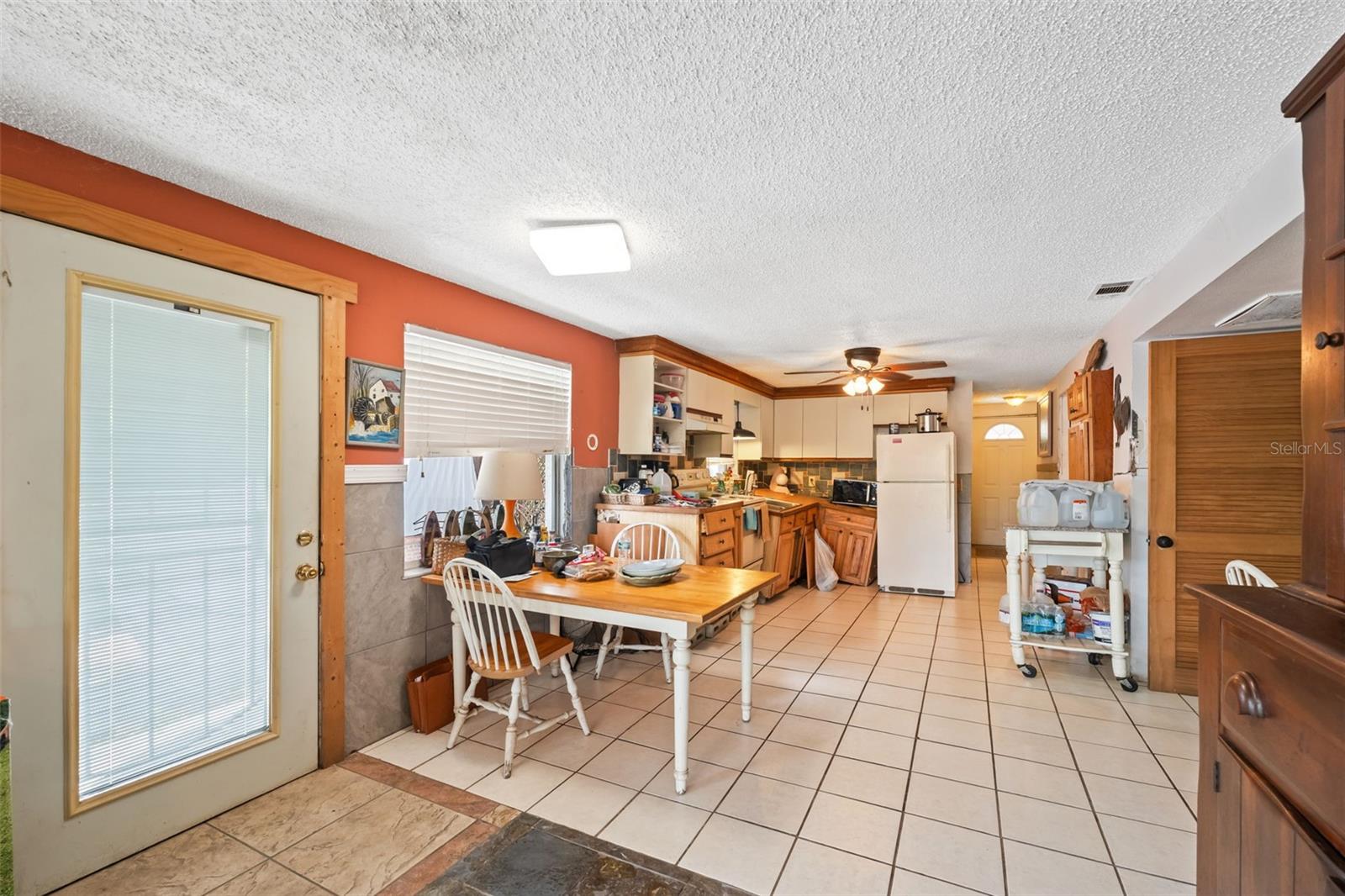 Dining/ Kitchen