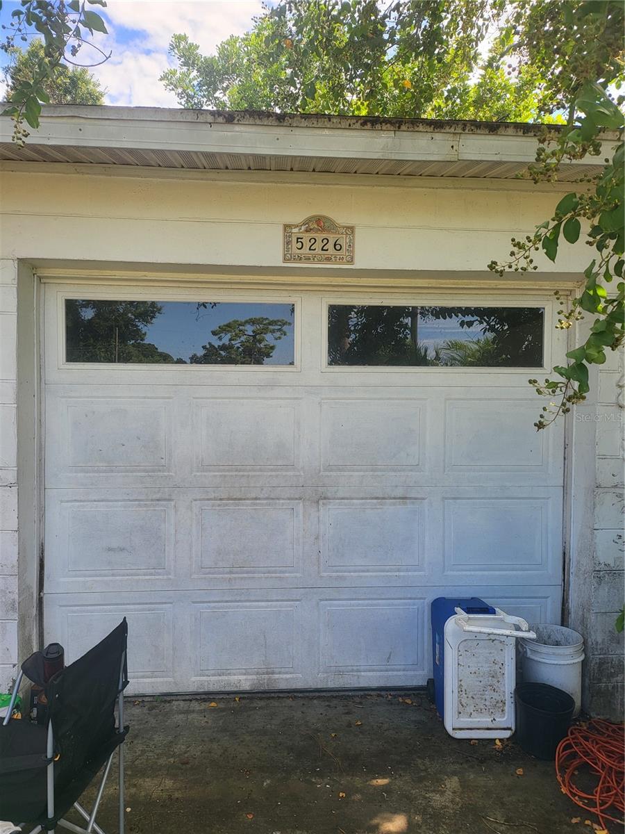 Garage