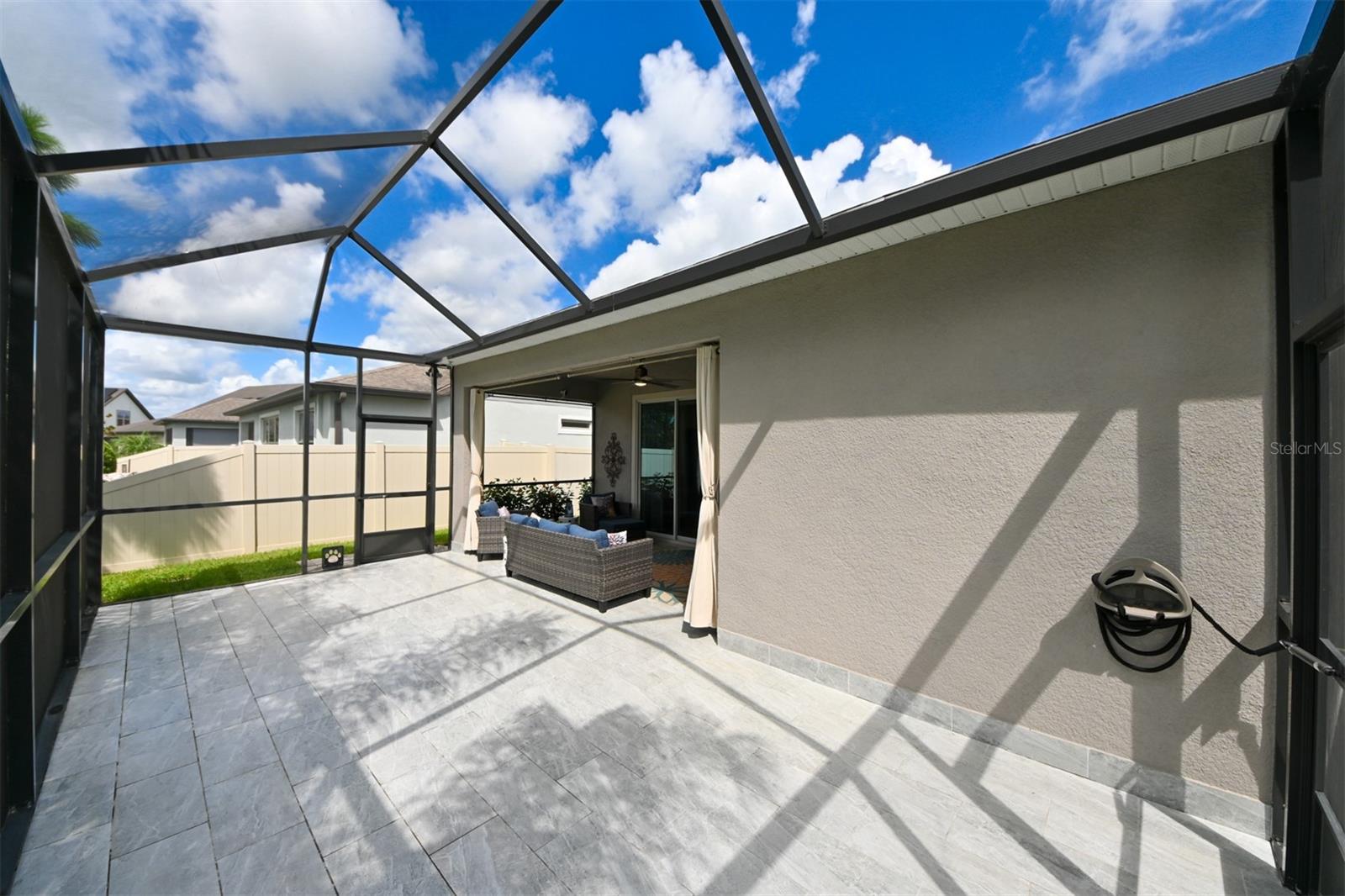 Lanai 3