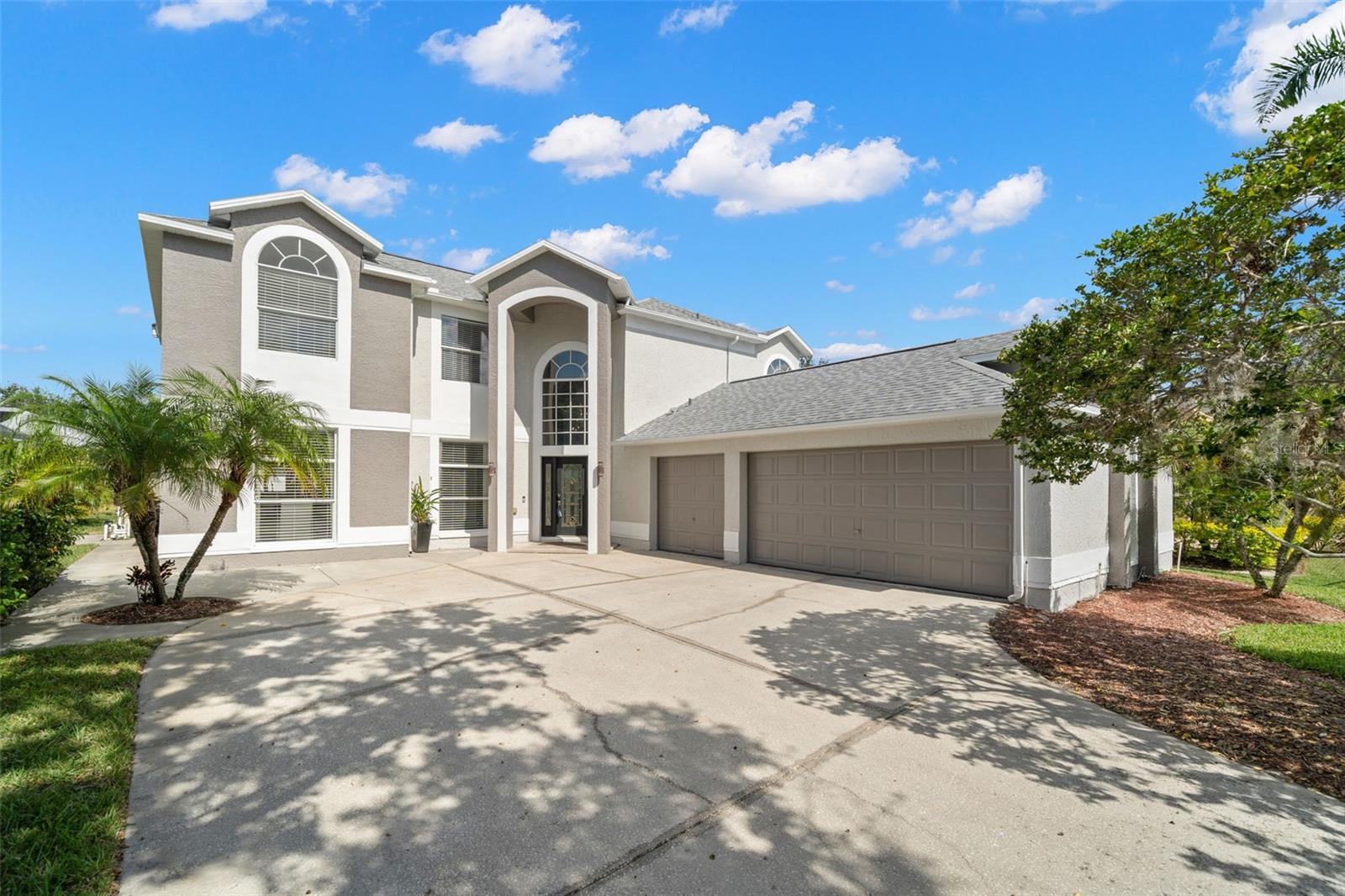 3-car garage