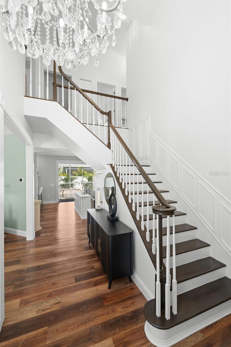 Stunning 2-story entry