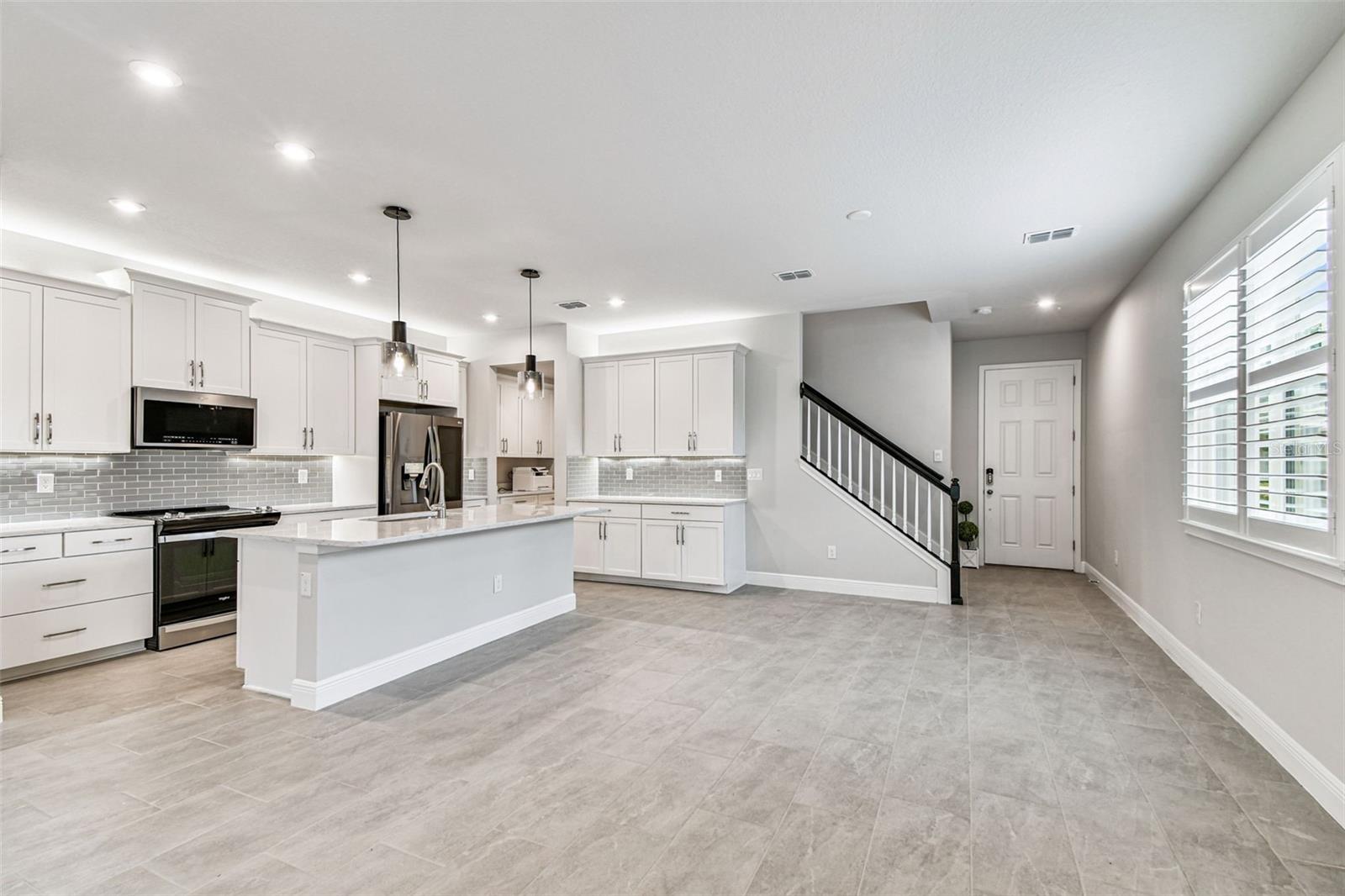 Dining/Kitchen Combo