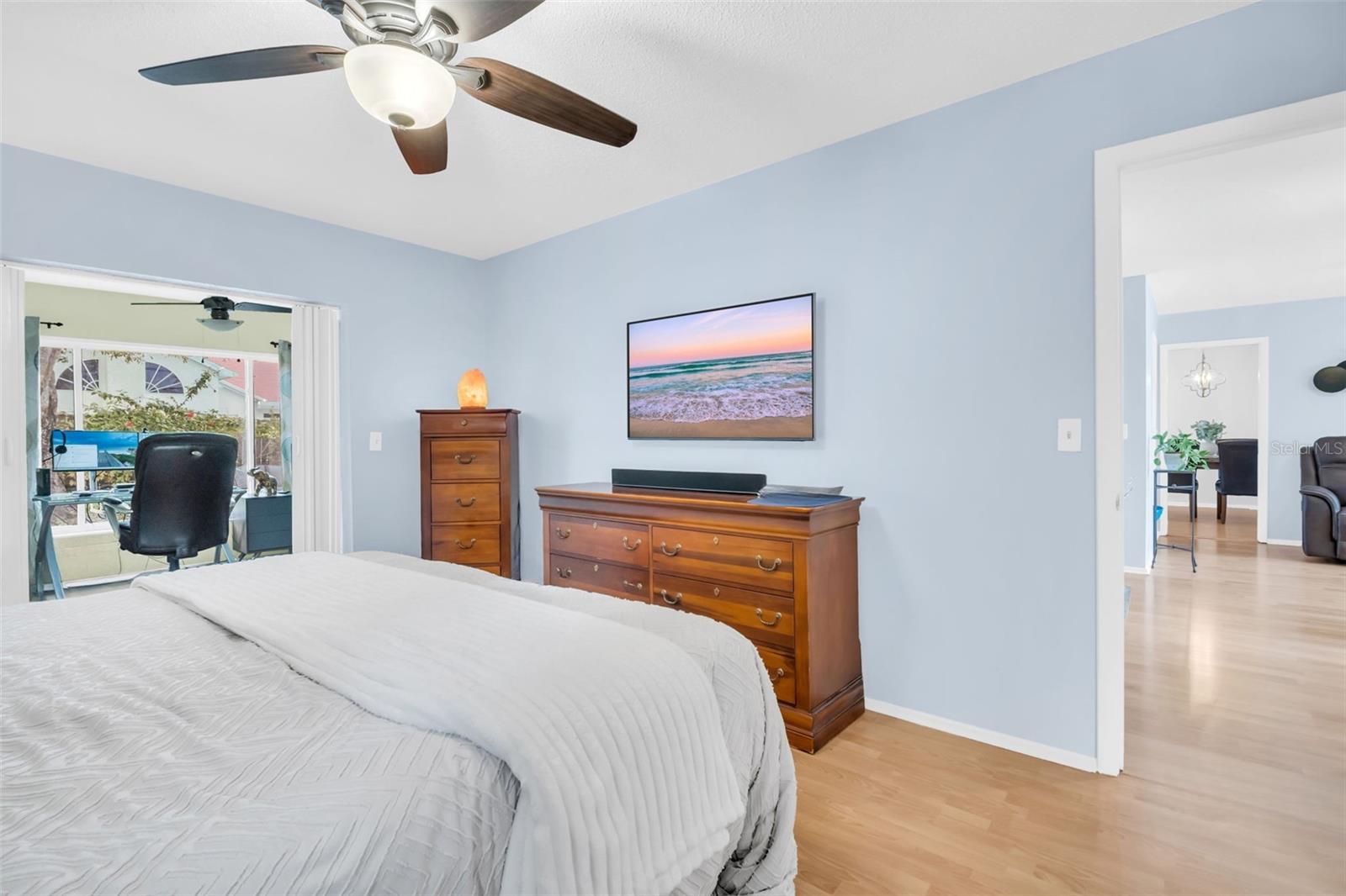 Perfectly split from the 2nd bedroom for privacy~