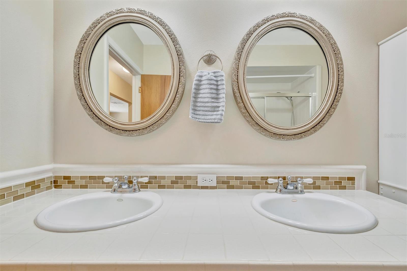 Bathroom 2 with dual sinks