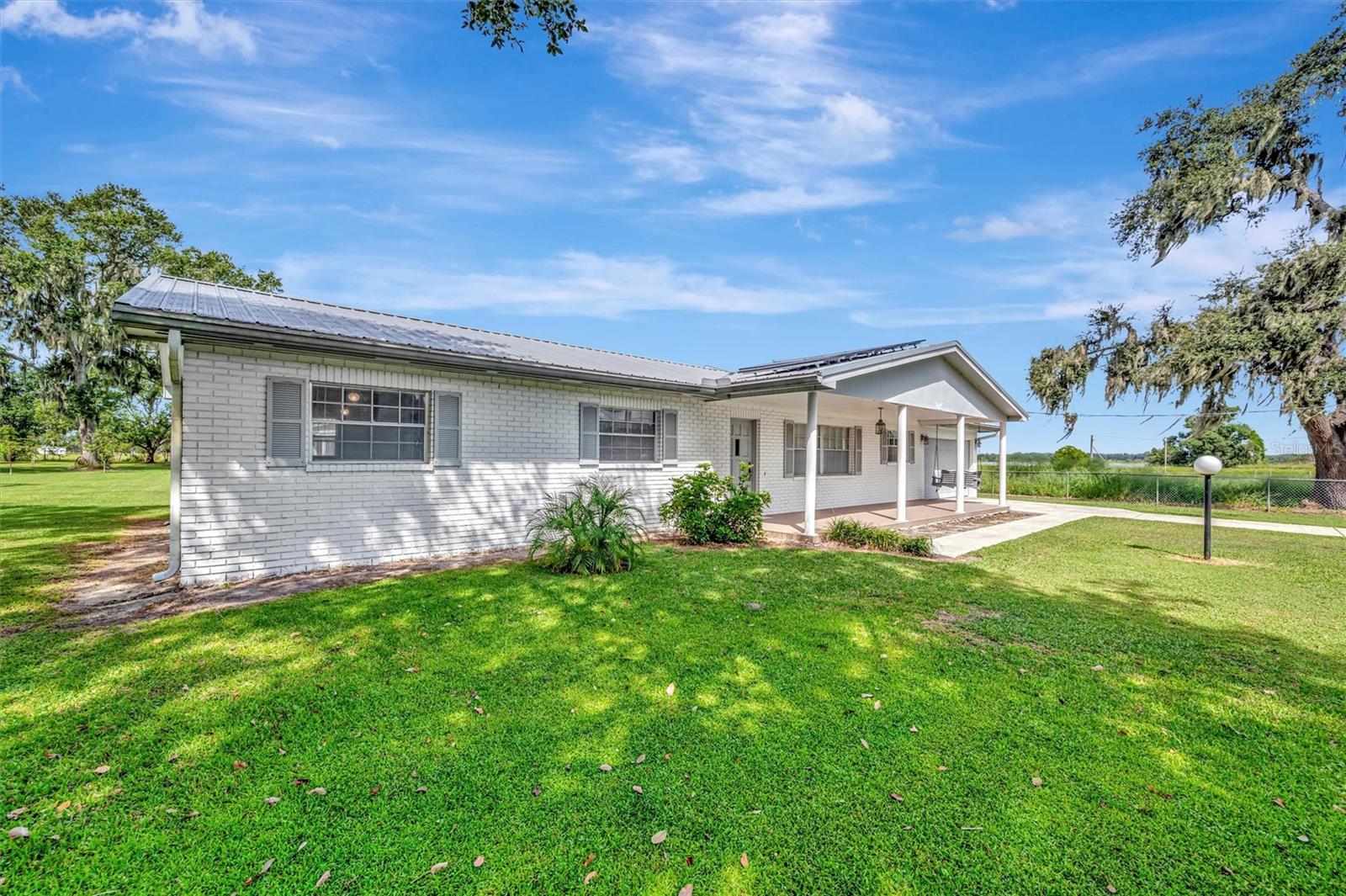 Inviting curb appeal