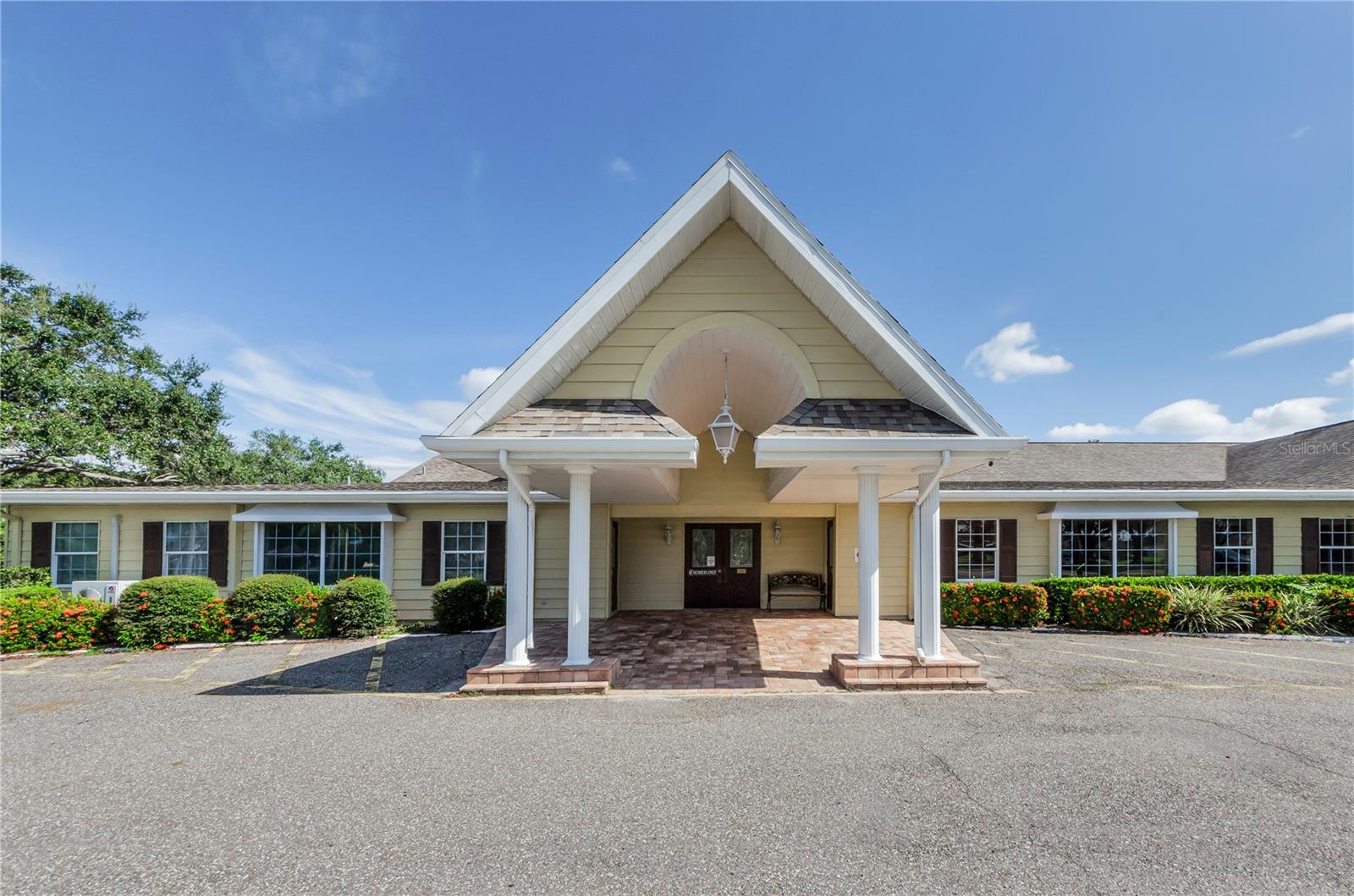 Golf clubhouse