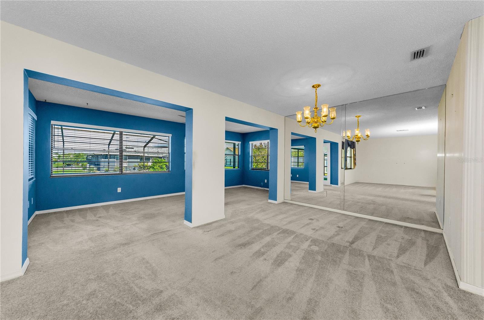 Large formal areas