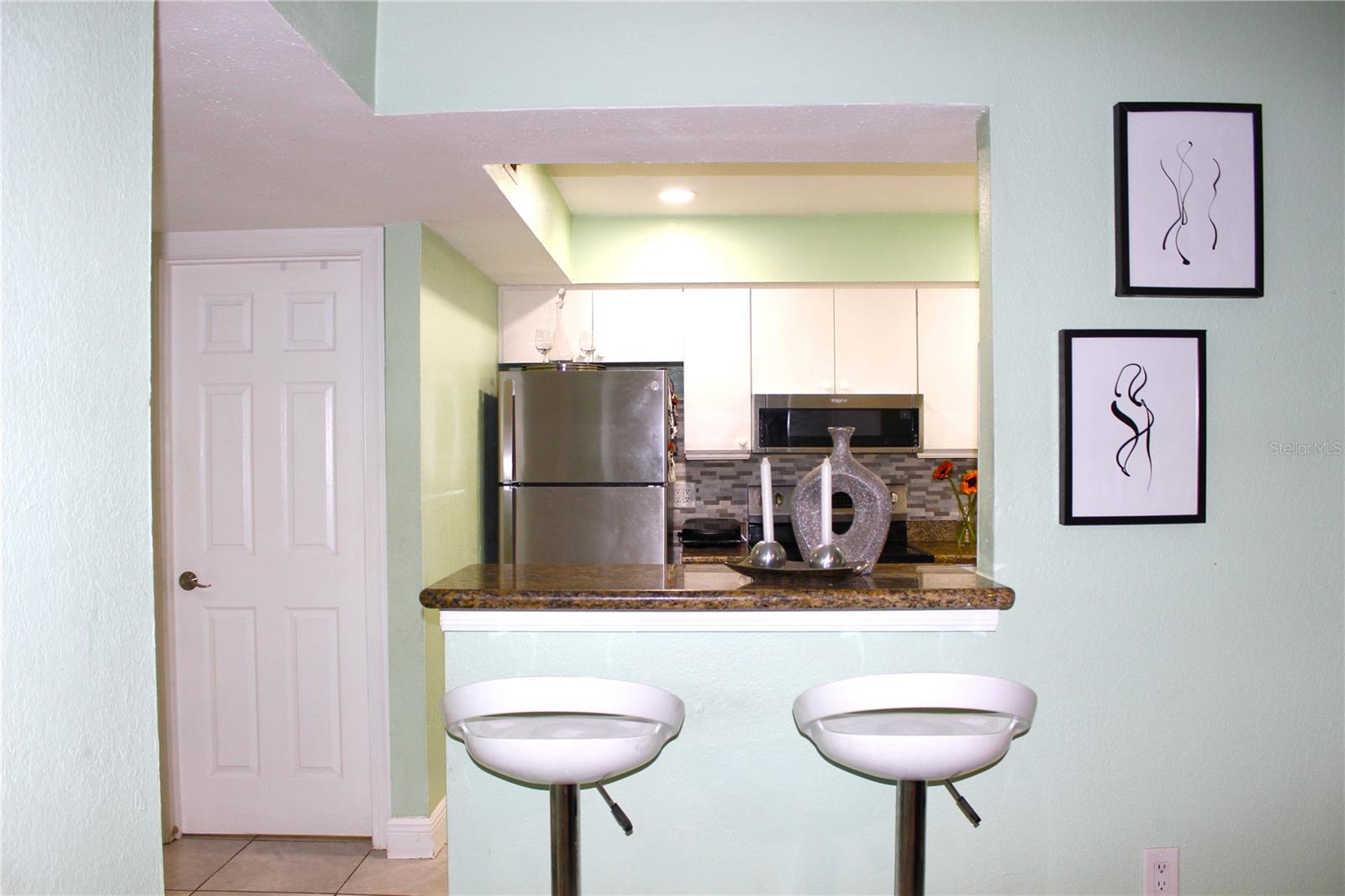 Breakfast Bar