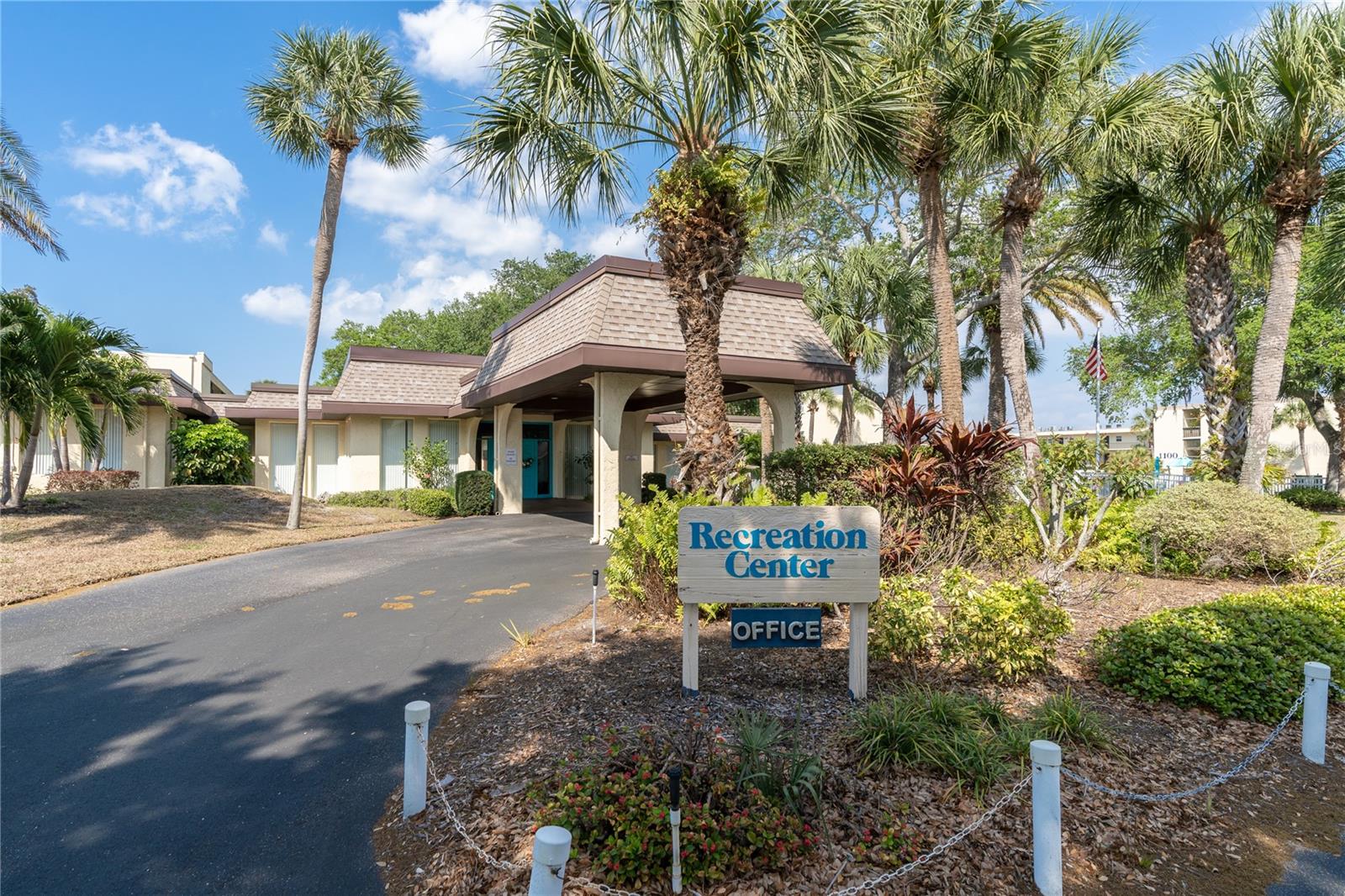 Entrance to clubhouse and recreation center