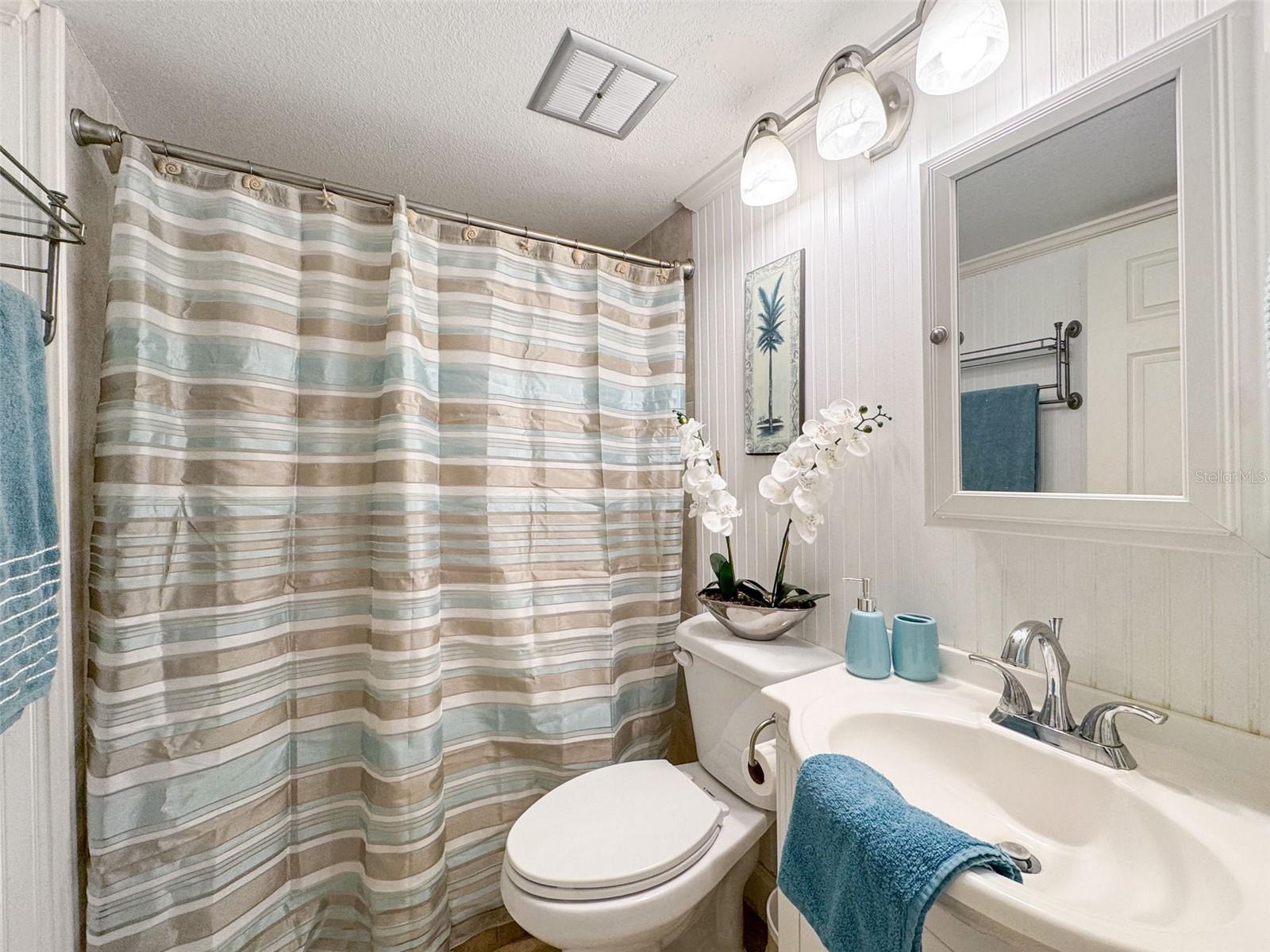 En Suite Bathroom