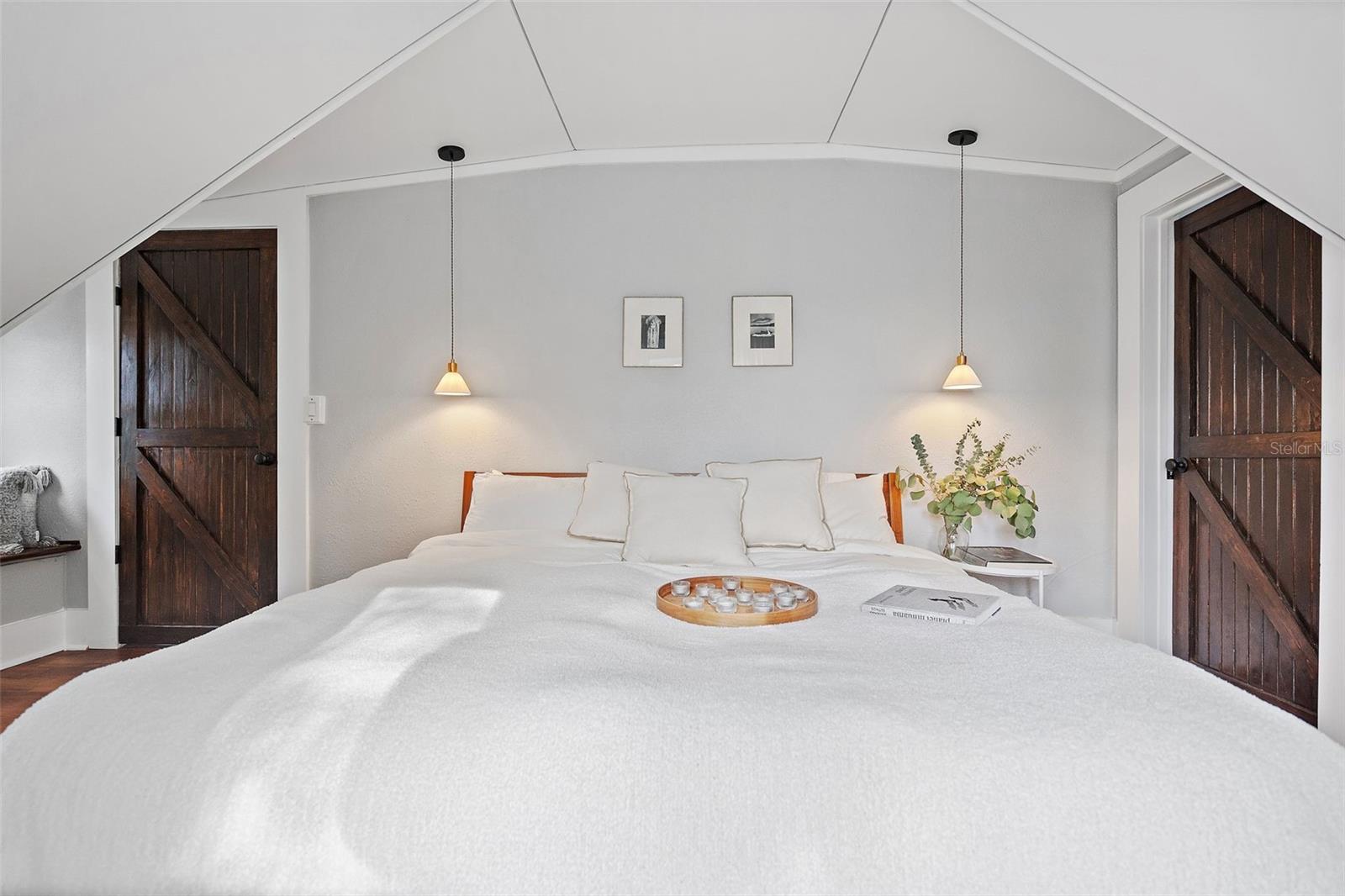 Primary Suite (Second Floor)