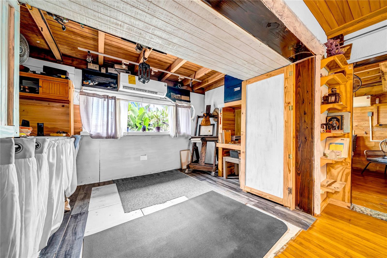 Office/ Extra living area