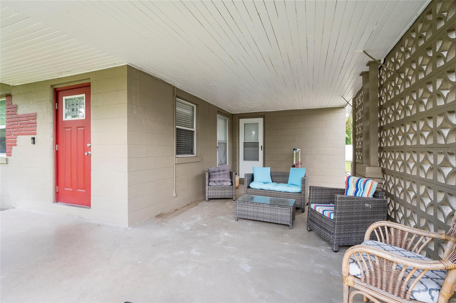 Carport