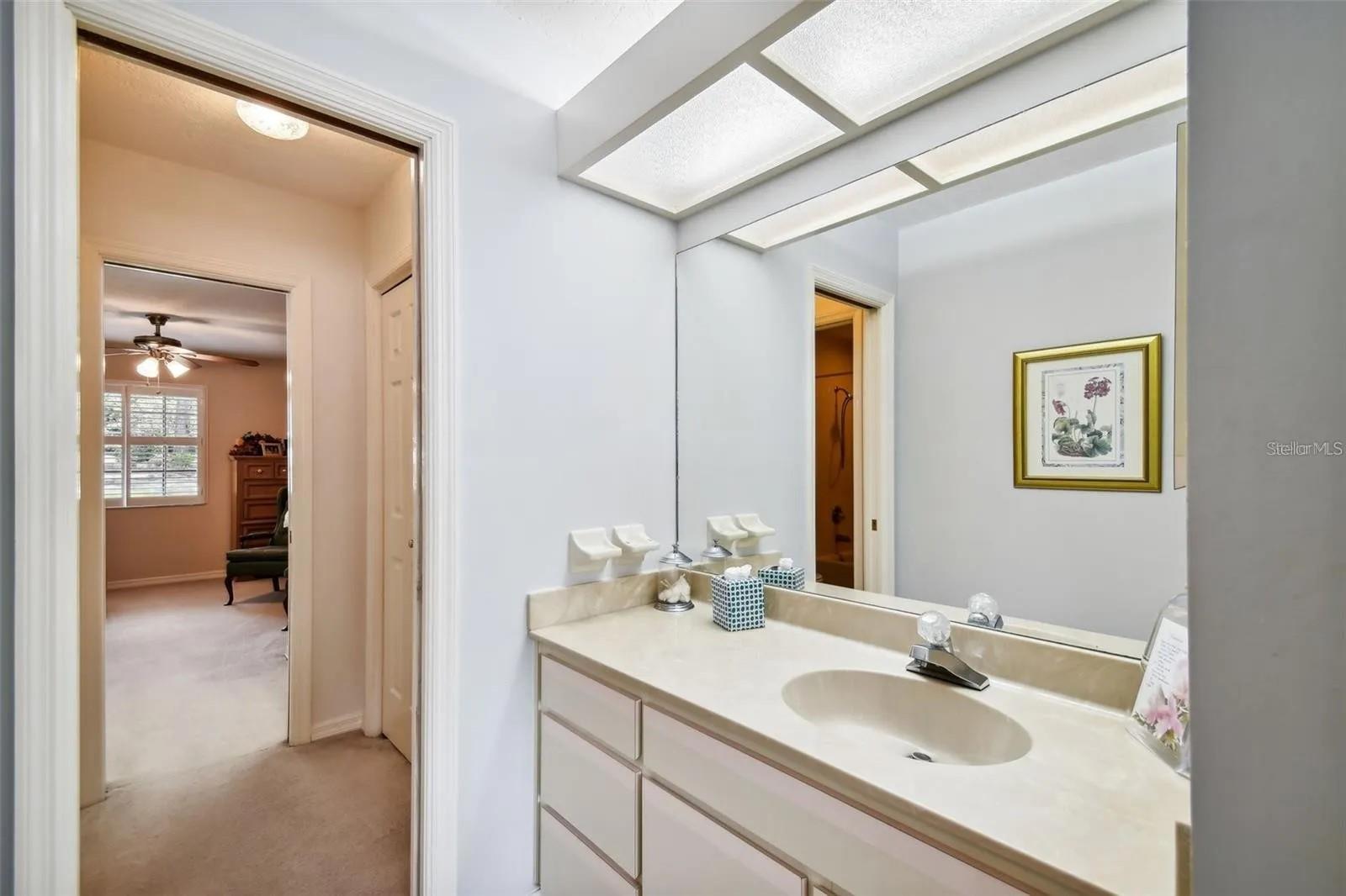 Upstairs Jack n Jill bath
