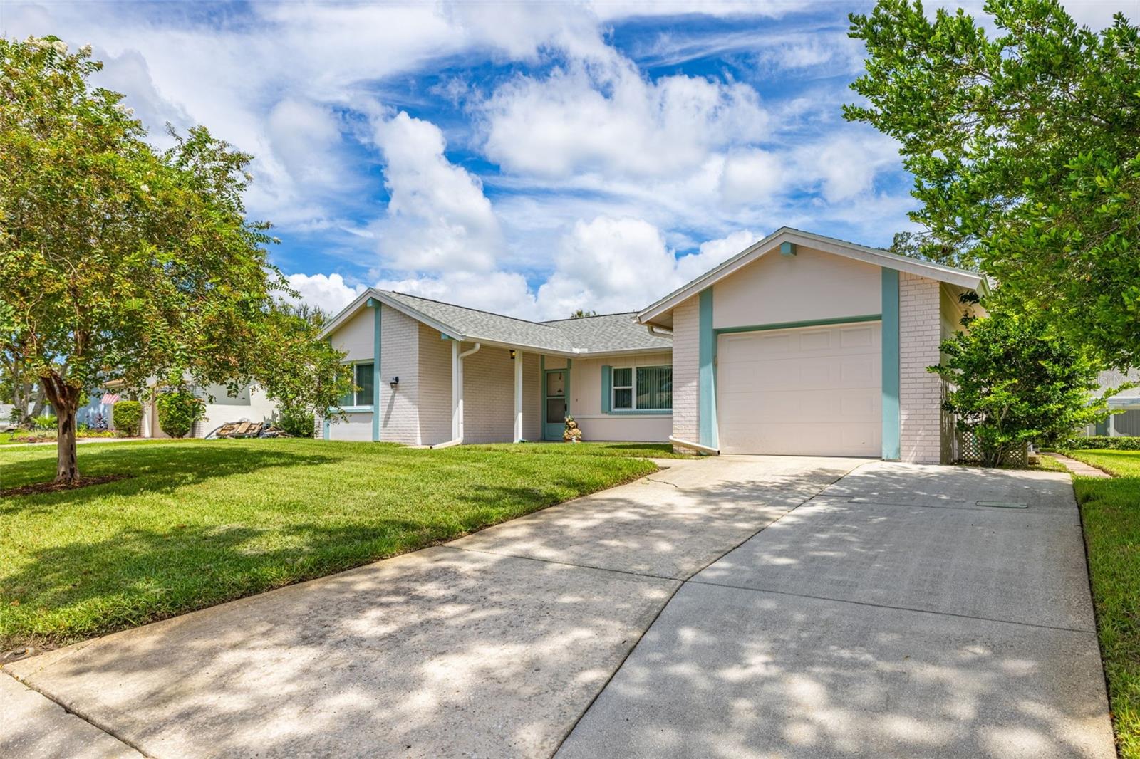 Welcome to this wonderful single family home located in the Beacon Woods subdivision in Hudson Florida!