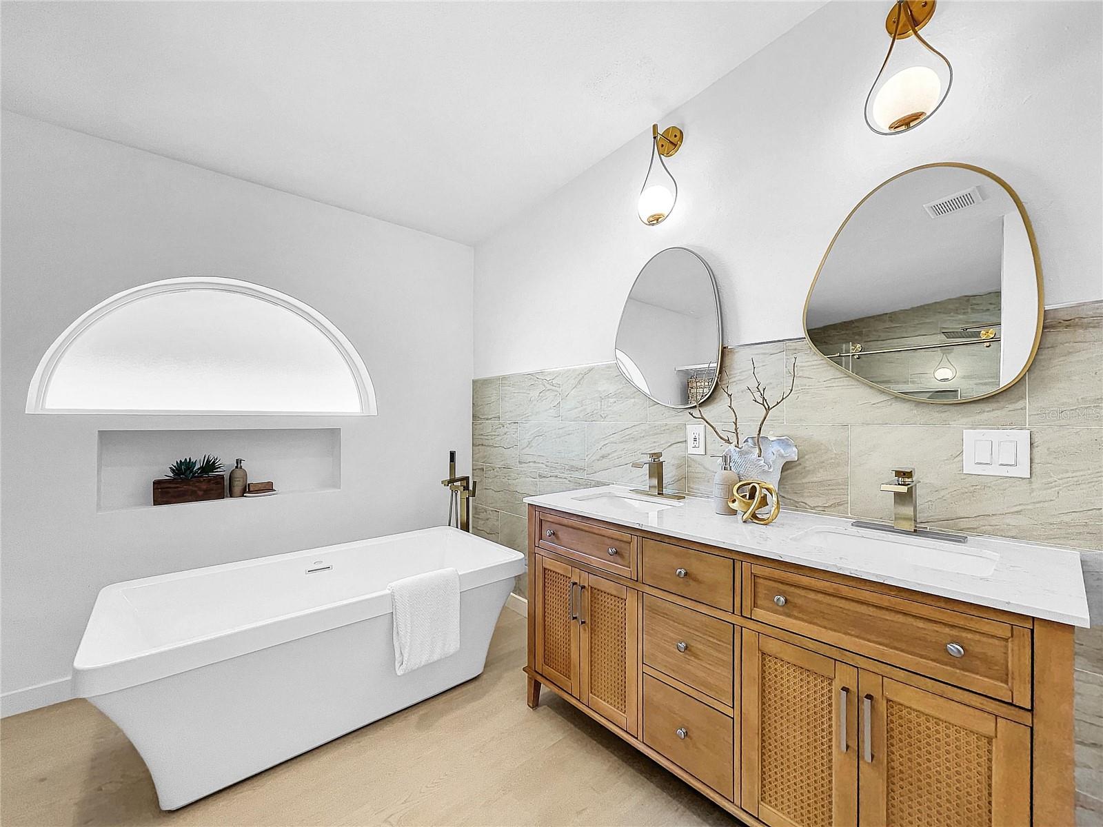 primary suite