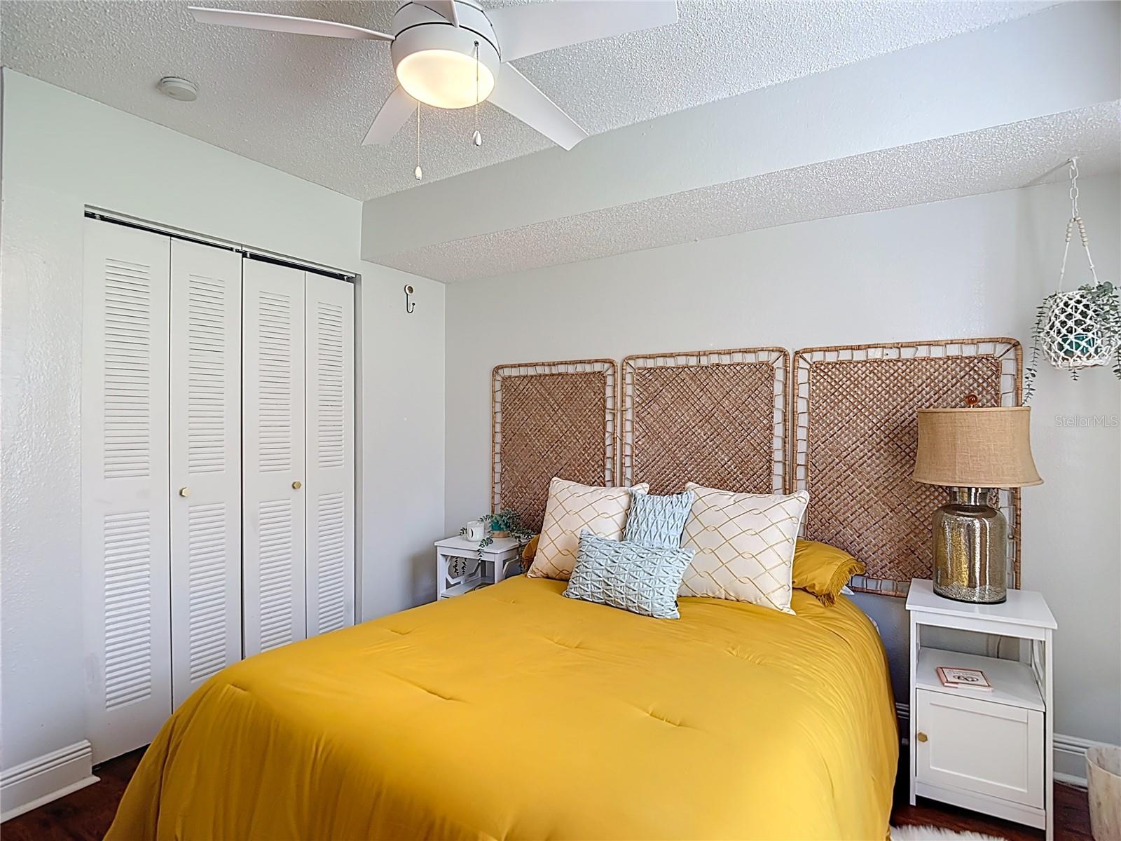 Large secondary bedroom