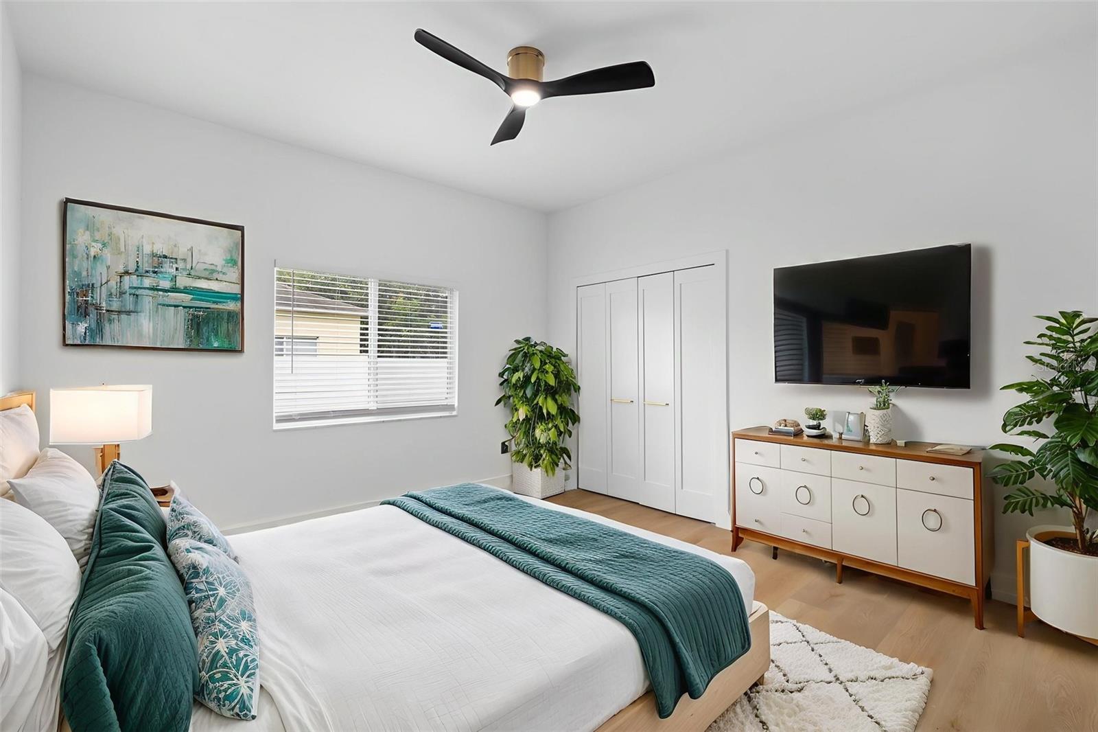 virtually-main floor bedroom