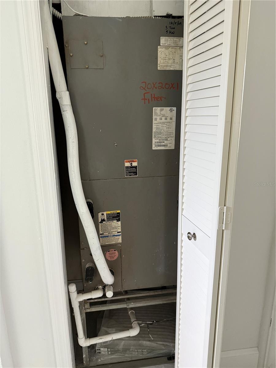 AC