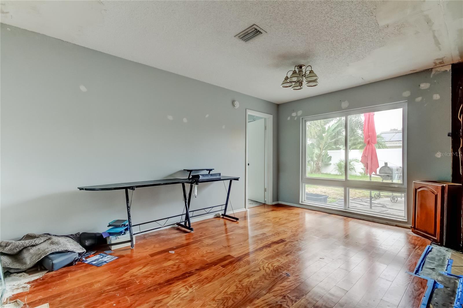 dining or additional living area