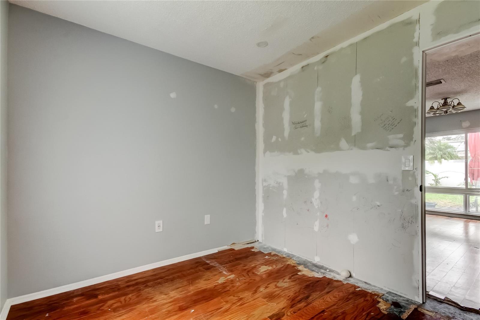 newly created den/small bedroom, perfect for home office/guests!